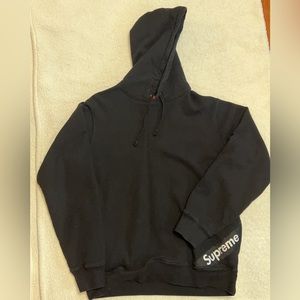 Supreme women hoodie size S